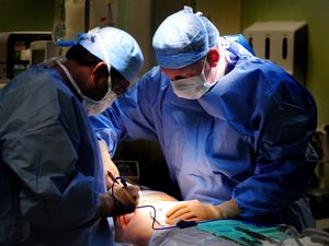 Supporting image for story: Create specialist hubs to cut surgery waiting lists, Government urged