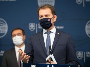 Supporting image for story: Slovak premier resigns to end crisis over Russian vaccine