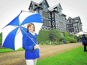 Supporting image for story: Antiques Roadshow hailed as a huge hit for Newtown