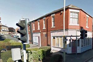 Supporting image for story: Woman's shock at finding Oswestry drug factory