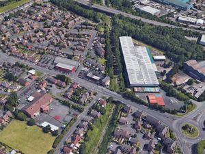 Supporting image for story: Hunt for child sex attacker after girl, 11, assaulted in Black Country