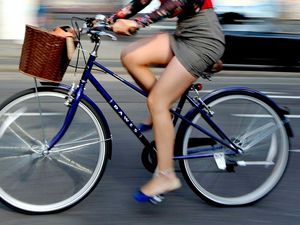 Supporting image for story: Walking or cycling to work post-lockdown could reduce risk of early death