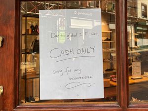 Supporting image for story: Shops report not being able to take card payments amid IT outage