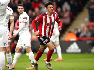 Supporting image for story: West Brom sign Callum Robinson on loan from Sheffield United