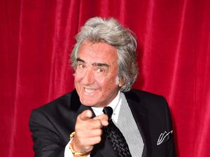 Supporting image for story: David Dickinson ‘has no plans to retire from Dickinson’s Real Deal’