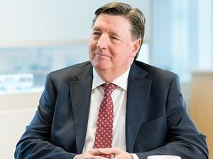 Supporting image for story: Babcock boss to step down