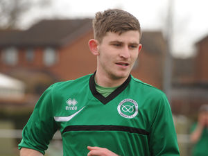 Supporting image for story: Holdcroft bags five as Sundats run riot