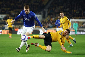  Jake O'Brien of Everton is challenged by Jorgen Strand Larsen  (Photo by Dan Istitene/Getty Images)