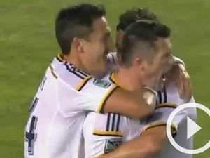 Supporting image for story: Video: Former Wolves striker Robbie Keane nets superb strike for LA Galaxy