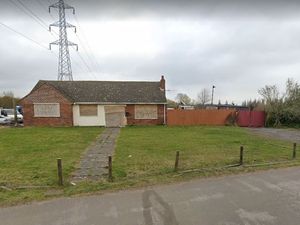 Supporting image for story: Plans to create traveller site at disused farm on green belt land