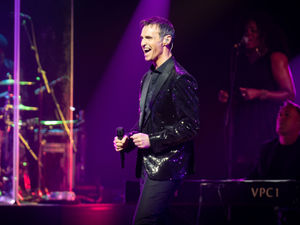 Supporting image for story: Marti Pellow, Symphony Hall, Birmingham - in pictures