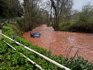 Supporting image for story: Fire service called after car ends up in river whilst trying to cross ford