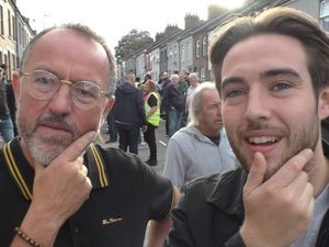 Supporting image for story: ''Pedro Neto's finish was sublime!' Wolves fans on draw with Luton - WATCH 