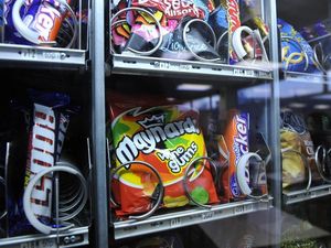 Supporting image for story: Nurseries should be able to ban junk food from lunchboxes, poll suggests