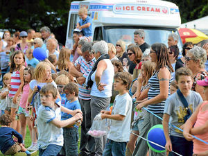 Supporting image for story: Spanish horses take starring role at Guilsfield Show