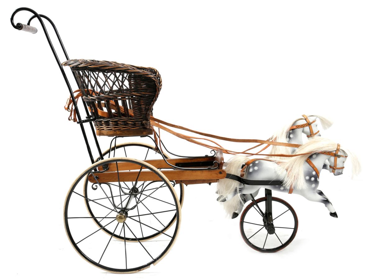 Queen Victoria&rsquo;s rare &lsquo;galloping gig&rsquo; pushchair up for sale