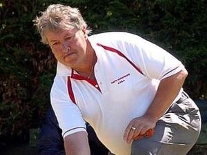Supporting image for story: Bowls' Derek Wright leaves Wem for Whitchurch