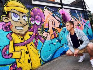 Supporting image for story: Artistic makeover for eyesore Willenhall alleyway