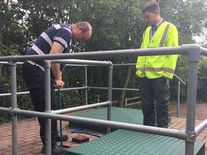 Supporting image for story: Extra 30 million litres of water being pumped into River Severn daily