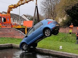Supporting image for story: Three cars dumped in West Midlands canals in just one week, costing £10k per car to remove