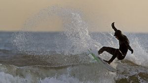 Supporting image for story