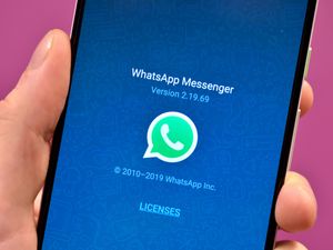 Supporting image for story: WhatsApp hits out at Apple over new App Store privacy rules