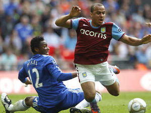 Supporting image for story: Gabby Agbonlahor laughs off jibes