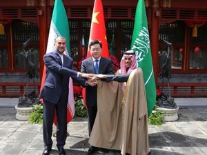 Supporting image for story: Iran and Saudi Arabia agree to pursue economic stability, foreign minister says