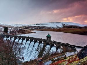 Supporting image for story: Outcry over call for Welsh reservoir to supply water to London