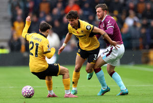 Supporting image for story: Wolves 2 Burnley 3 - Report