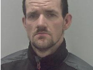 Supporting image for story: Wanted: Police looking for man in Telford sought over prison recall