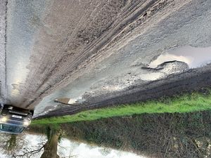 Potholes on Long Lane, Longden