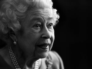 Supporting image for story: Debate over Counsellors of State amid Queen Covid scare