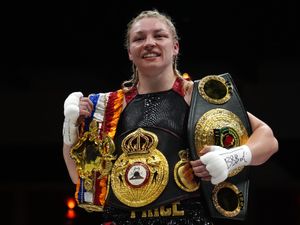 Supporting image for story: Lauren Price crowned welterweight world champion in Cardiff