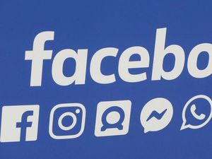 Supporting image for story: Facebook uploaded 1.5 million users’ email contacts without their consent