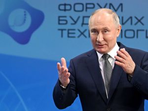 Supporting image for story: I would prefer ‘more experienced’ Biden to Trump as US president, says Putin