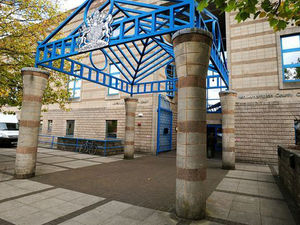 Supporting image for story: Suspended sentence for husband who stabbed wife over breakfast