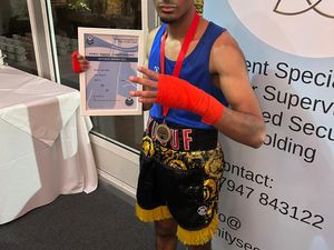 Supporting image for story: Young Walsall boxer scores stunning national title win
