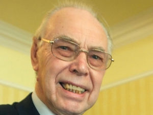 Supporting image for story: Veteran journalist Frank recalls characters of past