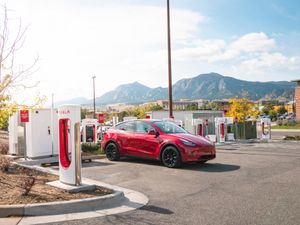 Supporting image for story: Tesla opening its charging network to all cars could cause surge in EV ownership