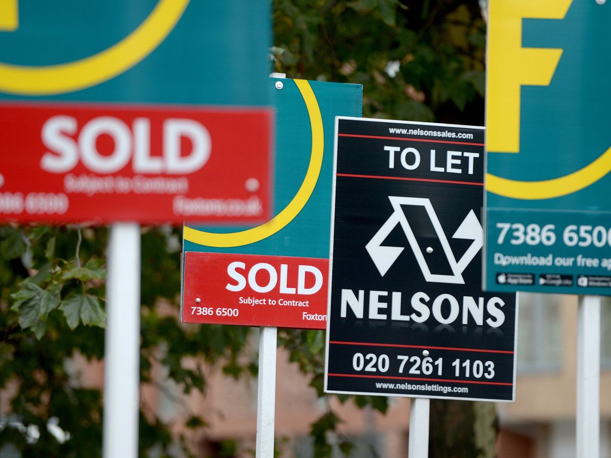 UK house price growth accelerated as buyers rushed to beat stamp duty deadline