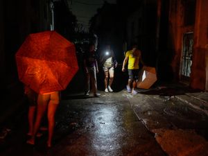 Supporting image for story: Six dead in wake of Hurricane as blackouts trigger protests