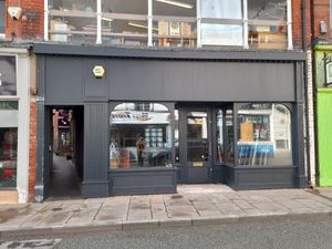 Supporting image for story: Over £300,000 awarded to local Oswestry businesses to restore buildings to original beauty