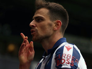 Supporting image for story: Build-up of injury frustration told, admits West Brom's Jayson Molumby of friendly punch-up