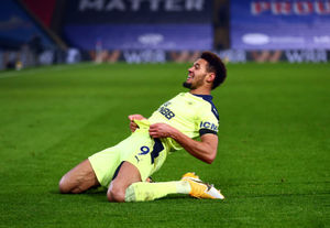 Newcastle United's Joelinton celebrates