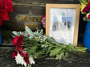Supporting image for story: One Direction fans leave flowers on Somerset pier for Liam Payne