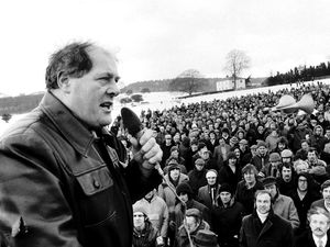 Supporting image for story: ‘Hundreds of strikes’ error