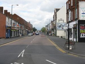 Supporting image for story: Police hunting pair who ran off after two-car crash in Walsall that left man injured