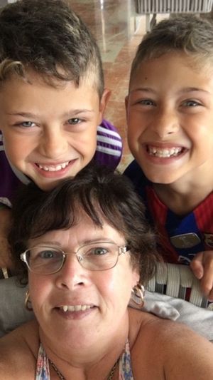 Julie Parton has been campaigning for people to sign a petition to increase funding for brain tumour research