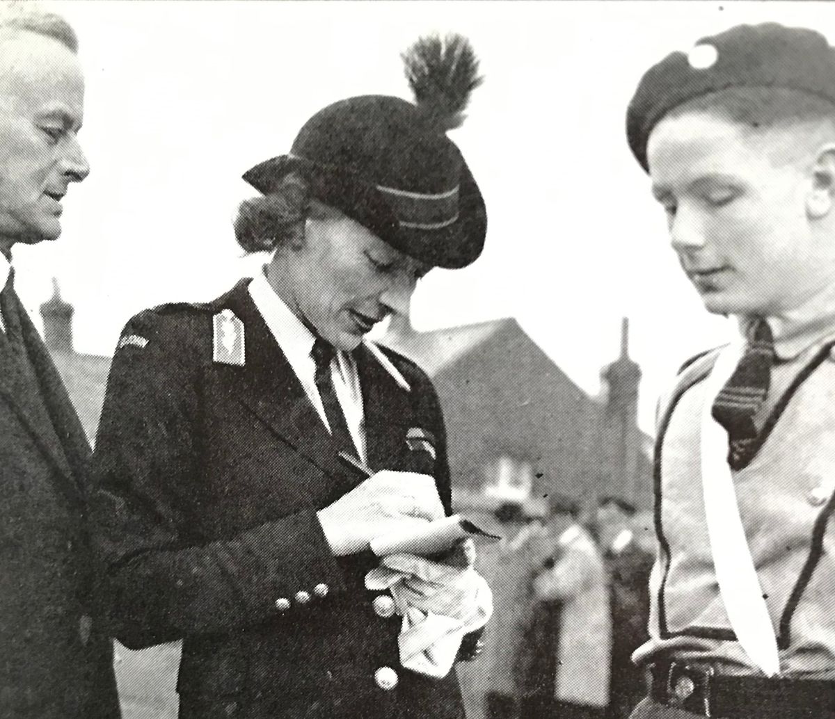 St John Ambulance commemorate the 80th anniversary of VE-Day
